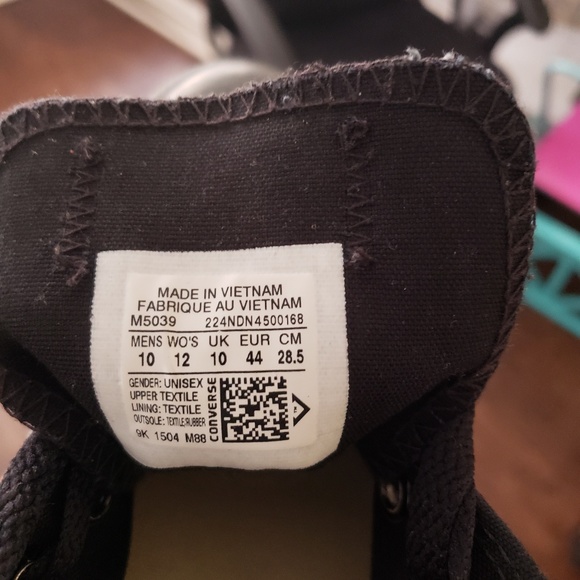 Converse - Picture 3 of 3